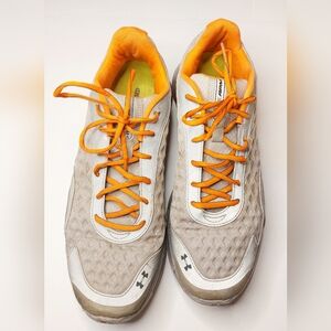 Gray and Orange Under‎ Armour Spine RPM Running Shoes Men Size 10